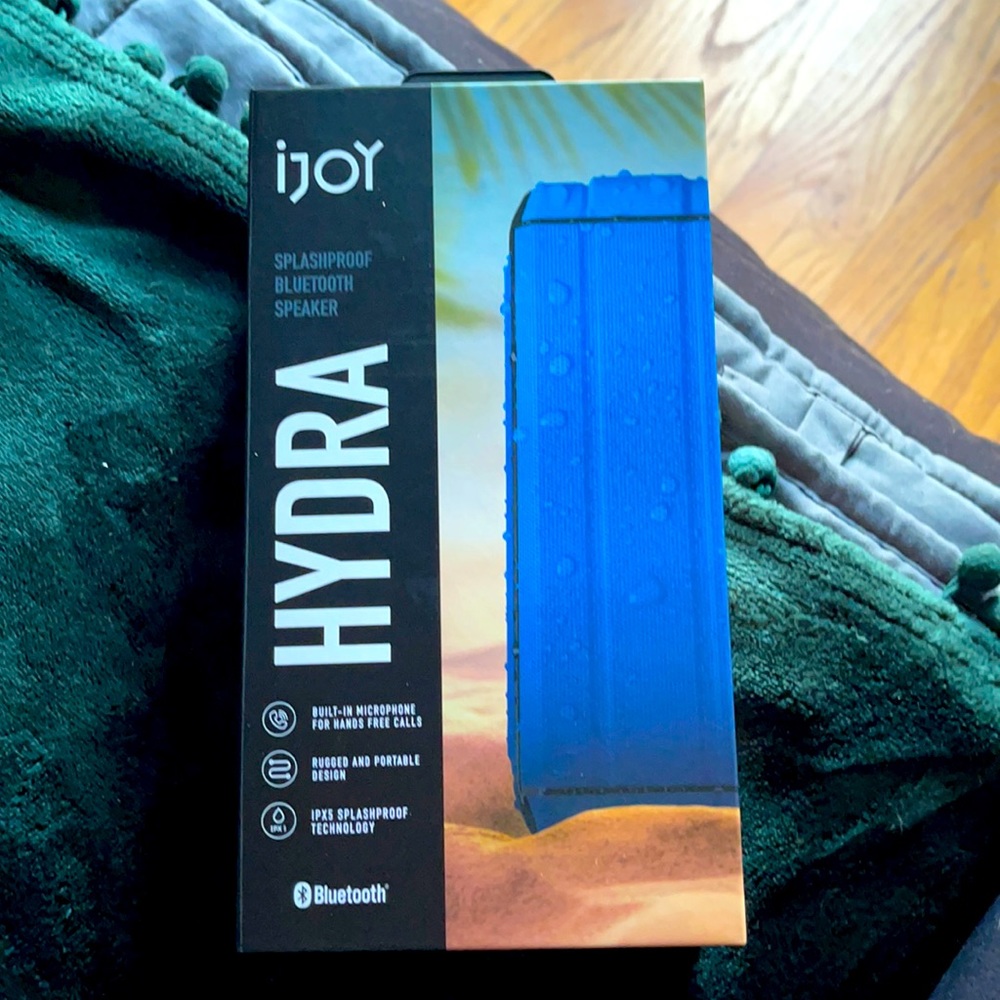 🔊iJoy Waterproof Bluetooth Speaker 🔊